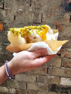 handwich mango chutney cheesecake at Handwich in Athens