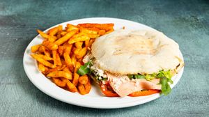 PLUS Club Handwich with soya ham, smoked mayonnaise, cheese, lola lettuce, tomato and crunchy fries at Handwich in Athens