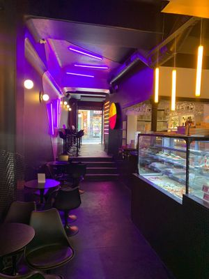 Interior at New Freedom Cakes Cafe in Madrid