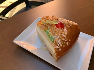 Roscón de Reyes at New Freedom Cakes Cafe in Madrid