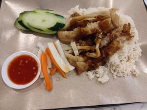 Veg chicken rice (looks messy cos I asked for less rice after staff scooped 1 full bowl :) at VeganPho - Lucky Plaza in Central Singapore