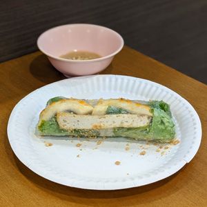 Vegan Summer Roll at VeganPho - Lucky Plaza in Central Singapore