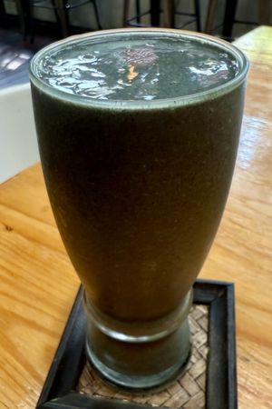 Spirulina smoothie   at Rasayana Raw Food Cafe in Bangkok