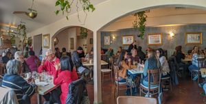 Nice vibe and atmosphere at Deja Vu Breakfast Company in Chico