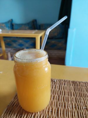 Jus d'orange (17 dh) at Tifawin Cafe in Mirleft