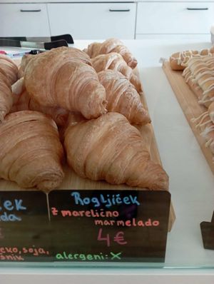  at Aurora Slaščičarna in Ljubljana