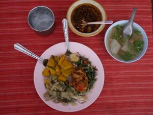 Delicious, diverse rice plate with lots of veggies AND soup AND salad (not pictured here) at Chuan Siang in Chiang Mai