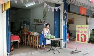 front 2014-08 at Chuan Siang in Chiang Mai