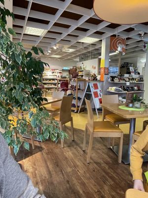 Laden   at KostBar in Korbach