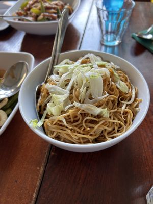 Gebakken noedels  at Leaf Vegetarian in Rotterdam