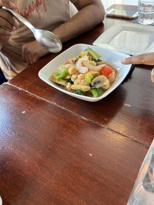 Groentemix met tofu  at Leaf Vegetarian in Rotterdam