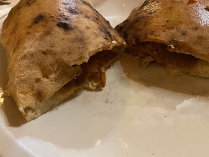 Calzone veggie - interno at Pizzeria Vesuvio in Moncalieri