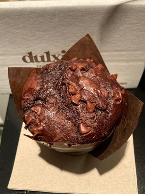 Chocolate vegan muffin at Dulxioso in Madrid