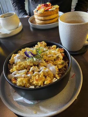 Chilaquiles with Mexican Tofu #Veganuary at Alguito Vegano in Mexico City