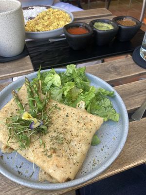 Brunch, tasty and prettyy  at Alguito Vegano in Mexico City