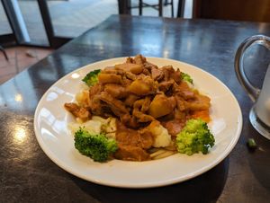 Curry noodles at September Vegan Food in Wellington