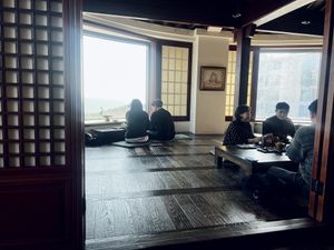 Lots of space  at BIBIBIDANG in Busan