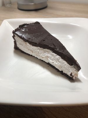 Kinder Pinguin cake at Katzentempel - München in Munich