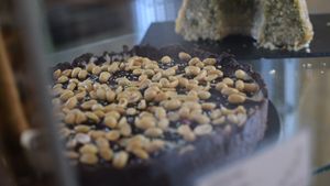 cake at Katzentempel - München in Munich