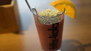 berry smoothie at Katzentempel - München in Munich