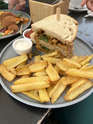   at Katzentempel - München in Munich