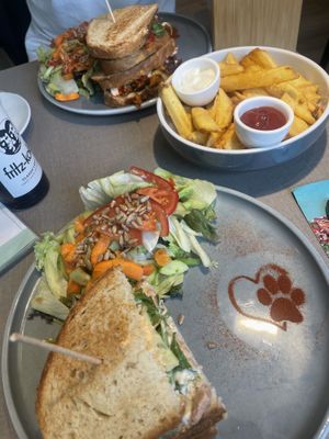   at Katzentempel - München in Munich