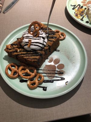   at Katzentempel - München in Munich