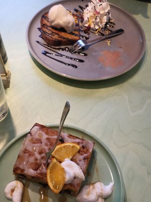  at Katzentempel - München in Munich