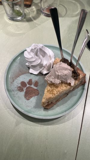   at Katzentempel - München in Munich