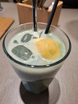 Matcha Sunrise at Katzentempel - München in Munich