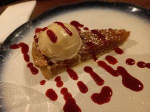 Sticky toffee pudding (order with ice cream instead of creme freche to make it vegan) #Veganuary at The White Bear in Warlingham