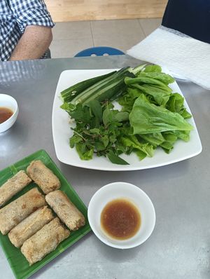 Spring eolls at Quan Chay Sáu Thu in Da Nang
