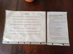 Menu with many vegan options at Cafeteria Veggie Carimbó in Playa Zipolite
