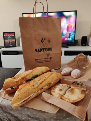 Take away at Santoni - When food is the solution in Barcelona