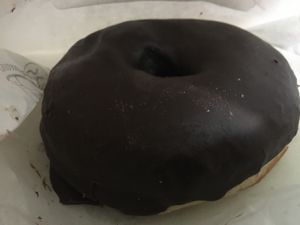 Chocolate doughnut at Santoni - When food is the solution in Barcelona