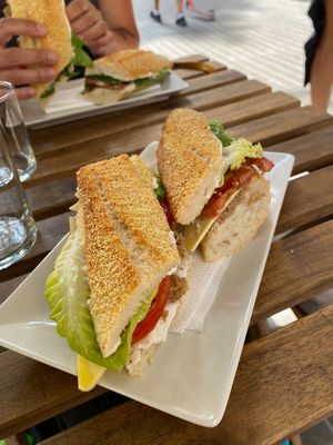 Sandwich au" thon »/ veganaise (vegan) at Santoni - When food is the solution in Barcelona