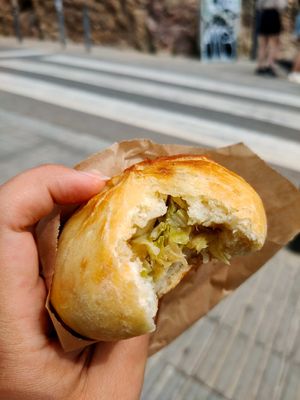 Empanada with tofu and mushrooms at Santoni - When food is the solution in Barcelona