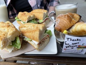 Tuna and cheese alternative and smoothies  at Santoni - When food is the solution in Barcelona