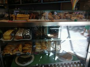 Counter at Santoni - When food is the solution in Barcelona