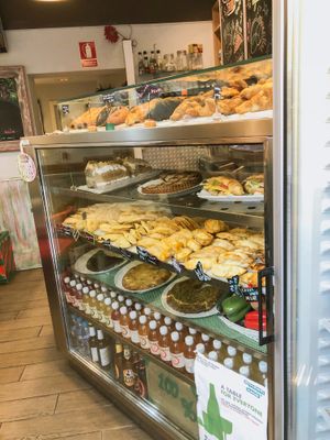 So many options!! at Santoni - When food is the solution in Barcelona