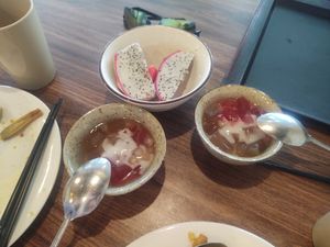 Desserts at Tam Tue Bi in Hanoi