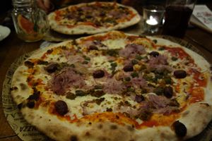 Pizza Tu-nah Cipolla (vegan) at L'Osteria in Saarbrucken