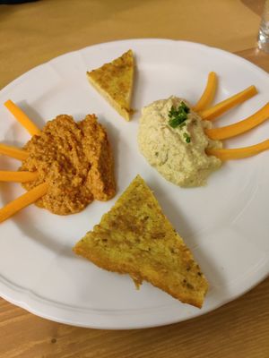 Hummus at Da Marco al Cerbaro in Schio