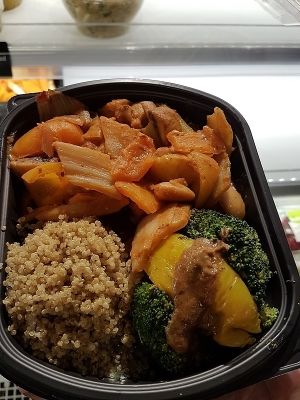 Vegan plat du jour, to eat at location or take away
(since november 2017) at Ekoplaza in Bruges