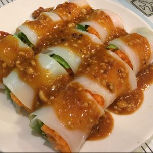 Spring rolls at Morning Glory in Chiang Mai