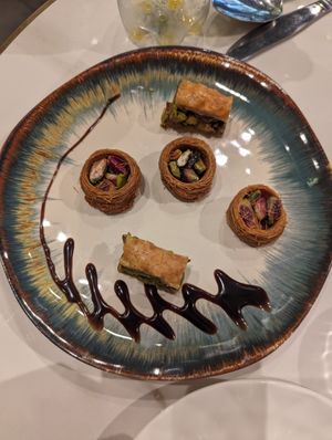  at Veggie Lovers  in Paris