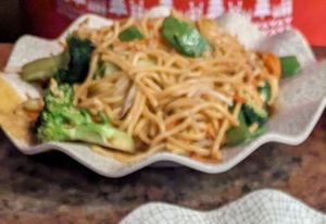 Veggie lo mein at China Cafe in Rogers