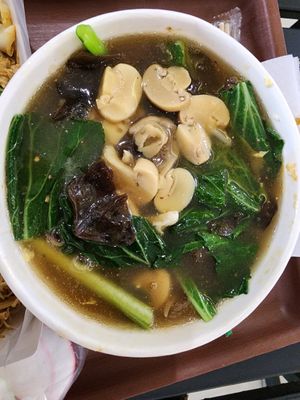 Kwetiau siram at Marga Lie Resto in Tangerang