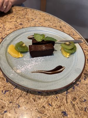 Chocolate dessert   at Hids' Cafe & Bar in Gifu