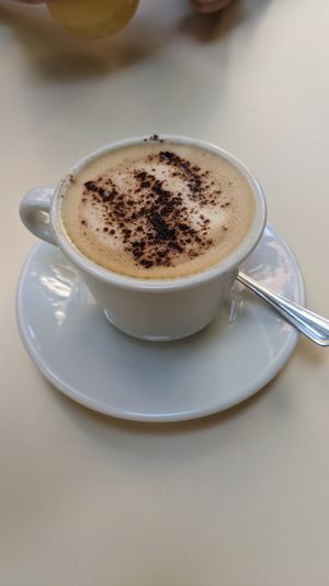 Cappuchino with plant milk at Bubbolitas Barcelona in Barcelona
